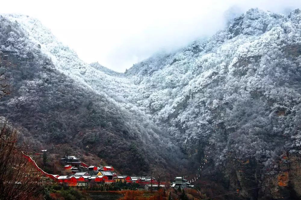 武當(dāng)山雪景攝影:雪后武當(dāng)是仙山