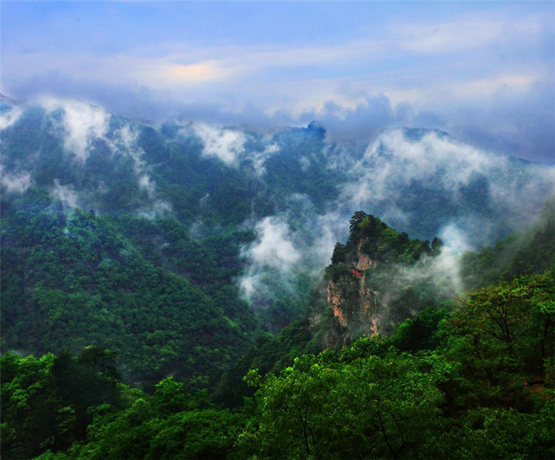夏日的五岳之冠武當(dāng)山