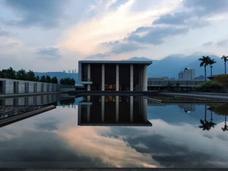 28000m2神秘寺廟-水月道場，吸引百萬人朝拜