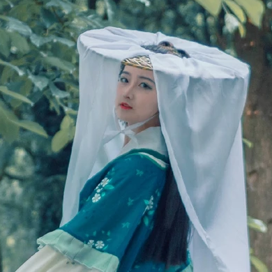 青衣帶斗笠女生頭像，唯美古風(fēng)真人頭像