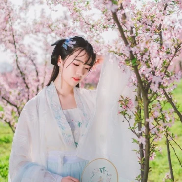 海棠花開女生頭像，唯美古風(fēng)真人頭像