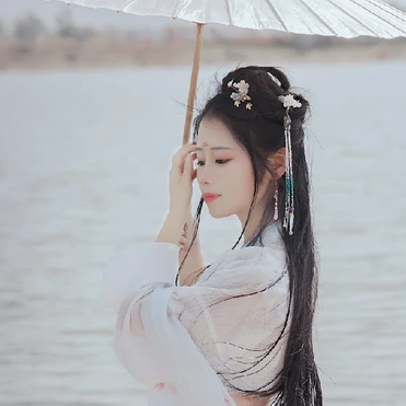 明媚江湖女生頭像，唯美古風真人頭像