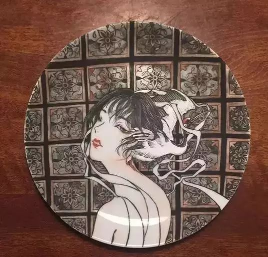自帶仙氣的手繪插畫，古典與現(xiàn)代的巧妙結(jié)合
