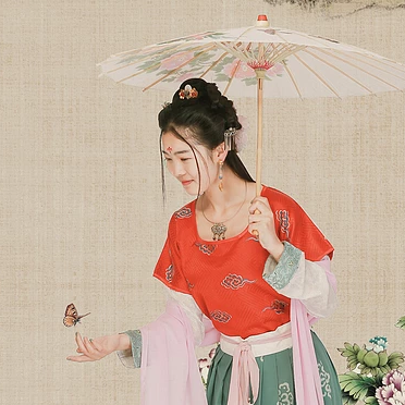 古典牡丹帶傘團(tuán)扇女生頭像，唯美古風(fēng)真人頭像