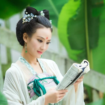 文藝可愛清新女生頭像，唯美古風(fēng)真人頭像