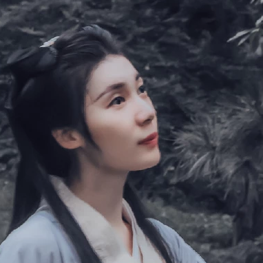 素雅復(fù)古帶傘女生頭像，唯美古風(fēng)真人頭像