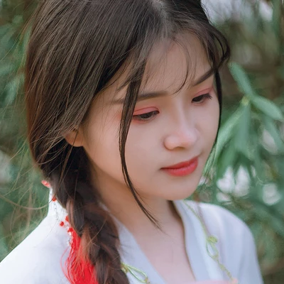 清新淑女持團(tuán)扇女生頭像，唯美古風(fēng)真人頭像