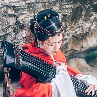 木蘭花開帶琴女生頭像，唯美古風真人頭像