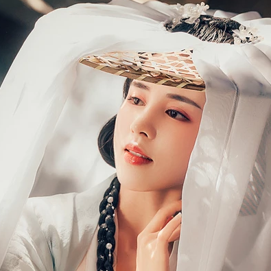 素雅笠紗女生頭像，唯美古風(fēng)真人頭像