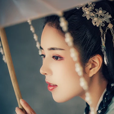 素雅笠紗女生頭像，唯美古風(fēng)真人頭像