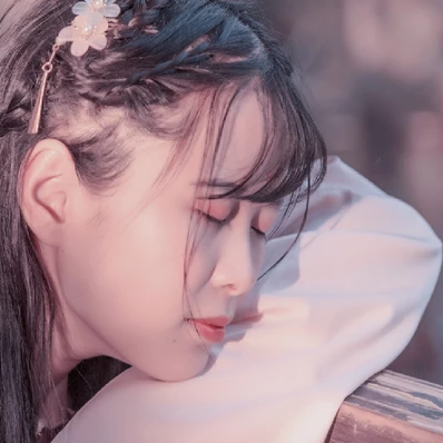 油紙傘下清新文藝女生頭像，唯美古風(fēng)真人頭像