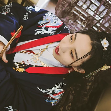書香氣息女生頭像，唯美古風(fēng)真人頭像