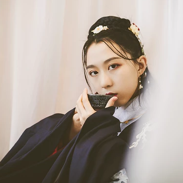 書香氣息女生頭像，唯美古風(fēng)真人頭像
