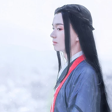雪景翩翩公子帶折扇頭像，唯美古風(fēng)真人頭像