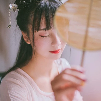 清新文藝女生頭像，唯美古風(fēng)真人頭像