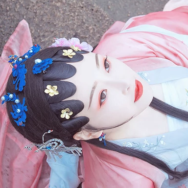 京劇花旦帶折扇女生頭像，唯美古風真人頭像