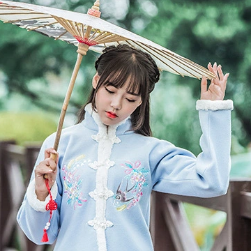 可愛(ài)帶團(tuán)扇和傘女生頭像，唯美古風(fēng)真人頭像