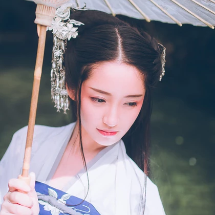 清秀女生頭像，唯美古風(fēng)真人頭像