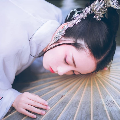 清秀女生頭像，唯美古風(fēng)真人頭像