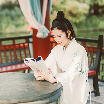 優(yōu)雅白衣女子頭像，唯美古風(fēng)真人頭像
