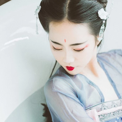 金魚妖艷的女子頭像，唯美古風(fēng)真人頭像