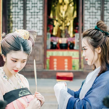 竹林山寺閨蜜古風(fēng)頭像，唯美古風(fēng)女子真人頭像
