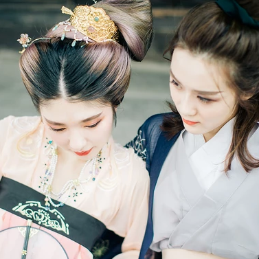 竹林山寺閨蜜古風(fēng)頭像，唯美古風(fēng)女子真人頭像