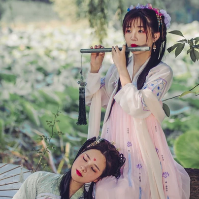 荷塘邊古風(fēng)頭像，唯美古風(fēng)閨蜜真人頭像