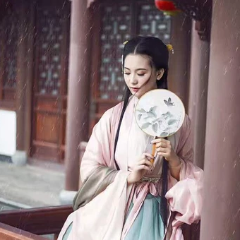 漢服女生頭像，古風(fēng)真人女子頭像