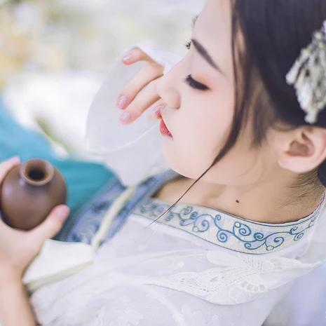 夢中鏡時尚典雅，唯美古風真人頭像