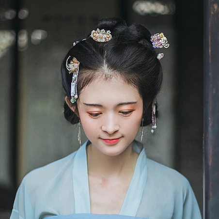 中國風清風唯美古風女生真人頭像