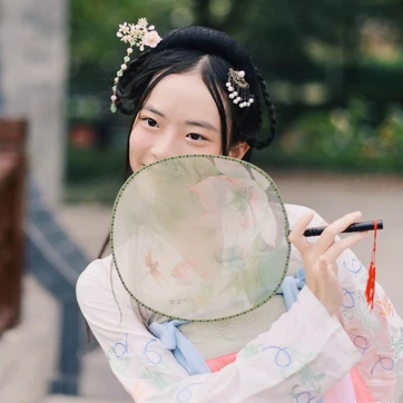 中國風古風真人唯美女子頭像