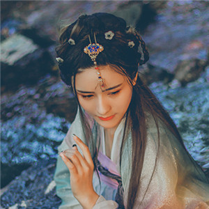 星輝光影漢服古風(fēng)女子頭像，妖媚女生頭像