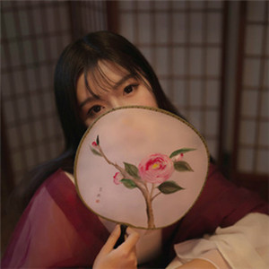 慵懶美人女子古風(fēng)頭像，如夢(mèng)似醒唯美真人頭像