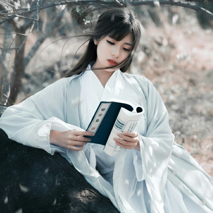 漢服美女慧質(zhì)蘭心古風(fēng)頭像，好看的女生qq頭像