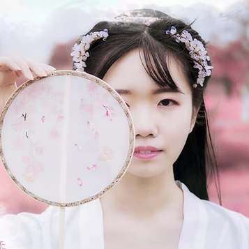 粉紫小清新帶團扇傘頭像，唯美古風真人頭像