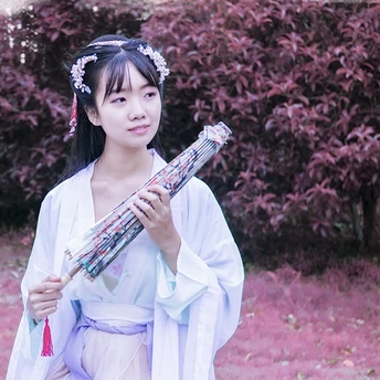 粉紫小清新帶團扇傘頭像，唯美古風真人頭像