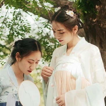漢服帶團(tuán)扇閨蜜頭像，唯美古風(fēng)真人頭像